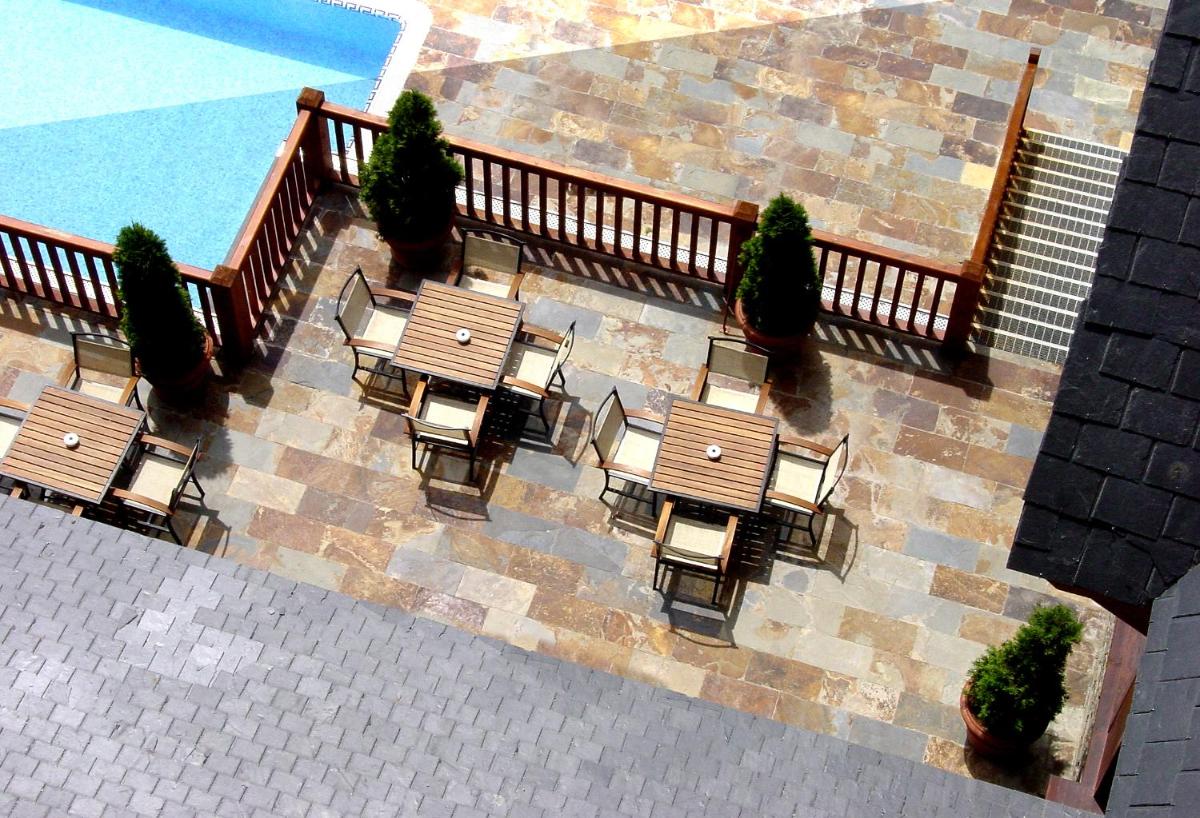 Un balcón o terraza de Hotel Saliecho