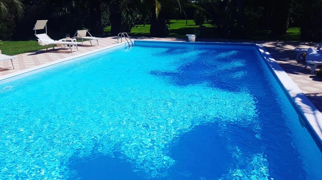Villa luxury con piscina - Housity