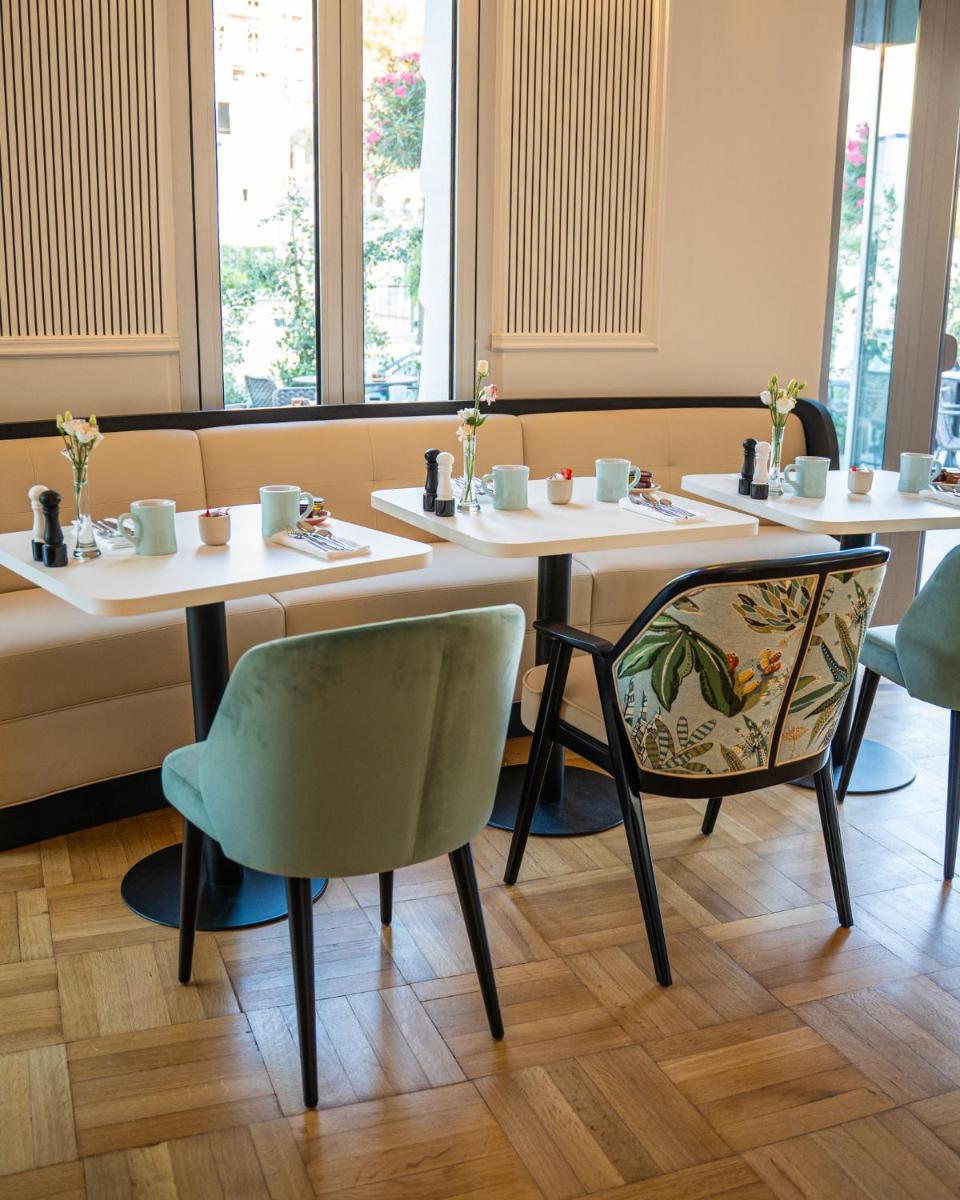 Restaurant ou autre lieu de restauration dans l'établissement The 1932 Hotel & Spa Cap d'Antibes - MGallery Collection