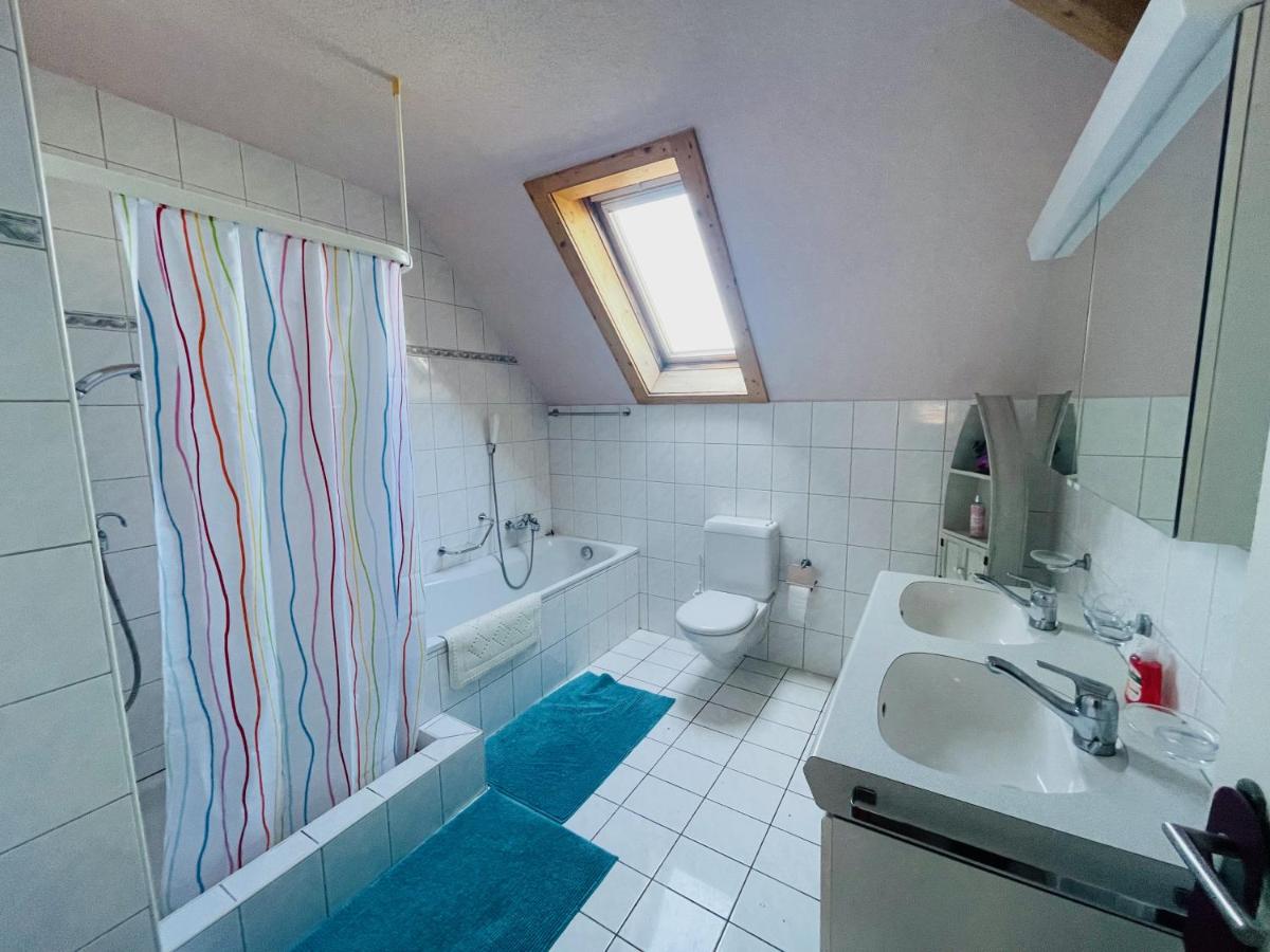 Bed-International - Housity