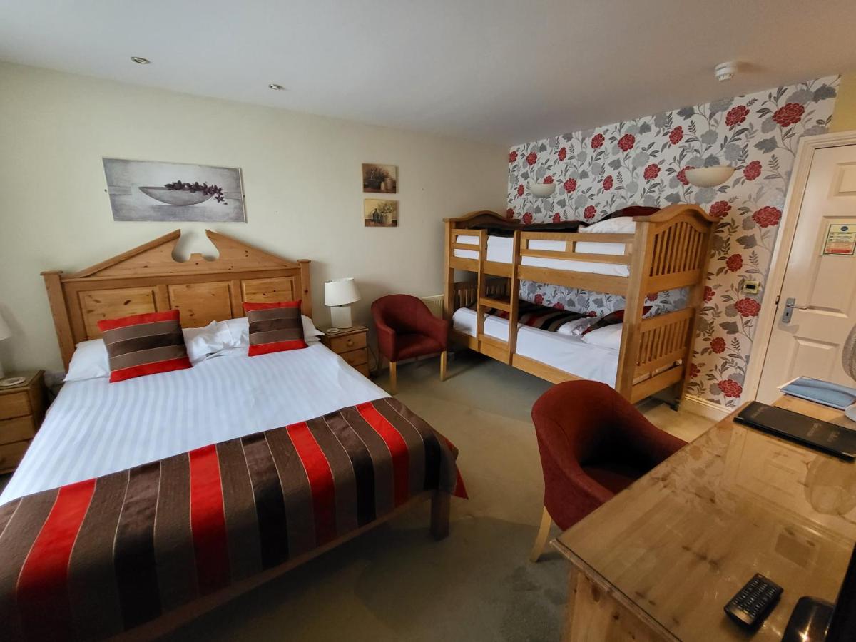 The Royal Inn - Housity