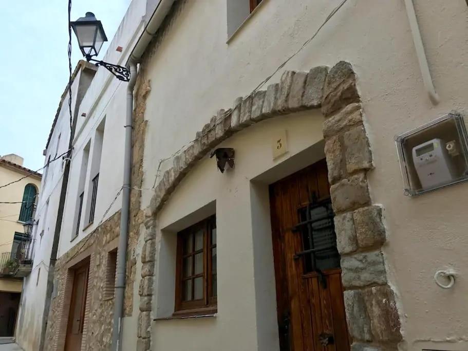 Cozy, country house, 3km from l'Escala - Housity