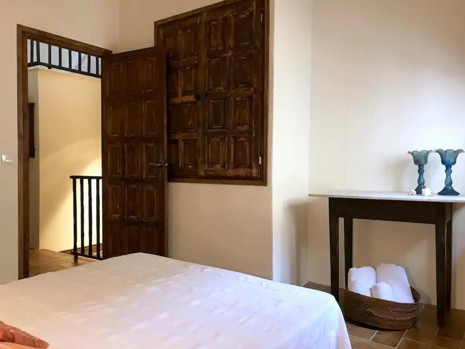 Cozy, country house, 3km from l'Escala - Housity