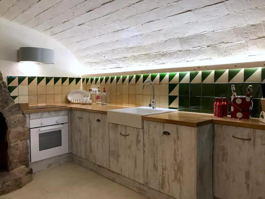 Cozy, country house, 3km from l'Escala - Housity