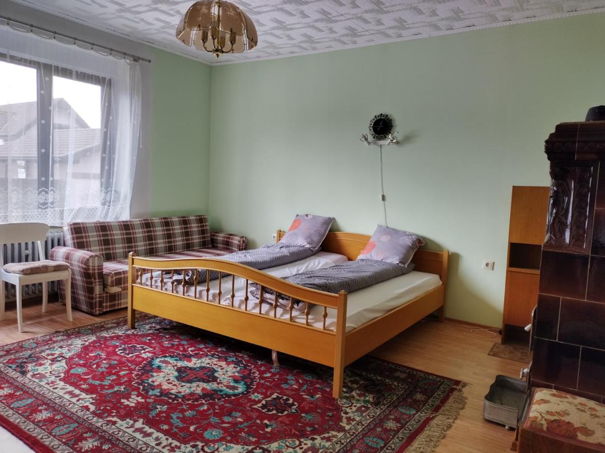 Zadora Haus - Housity