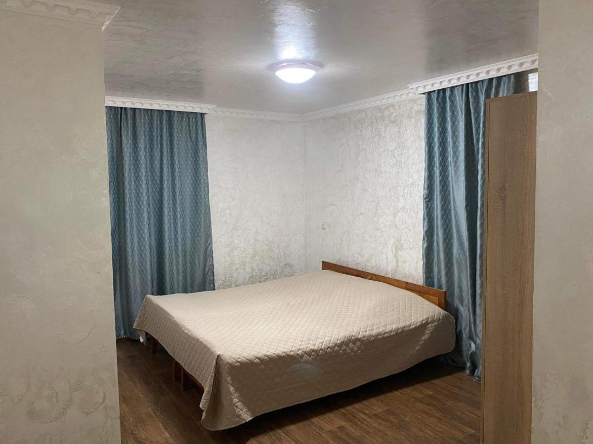 Sanny Kobuleti - Housity