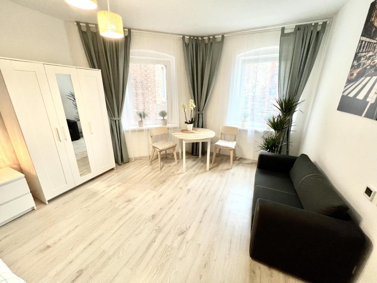 New York Apartments - Free parking - Housity