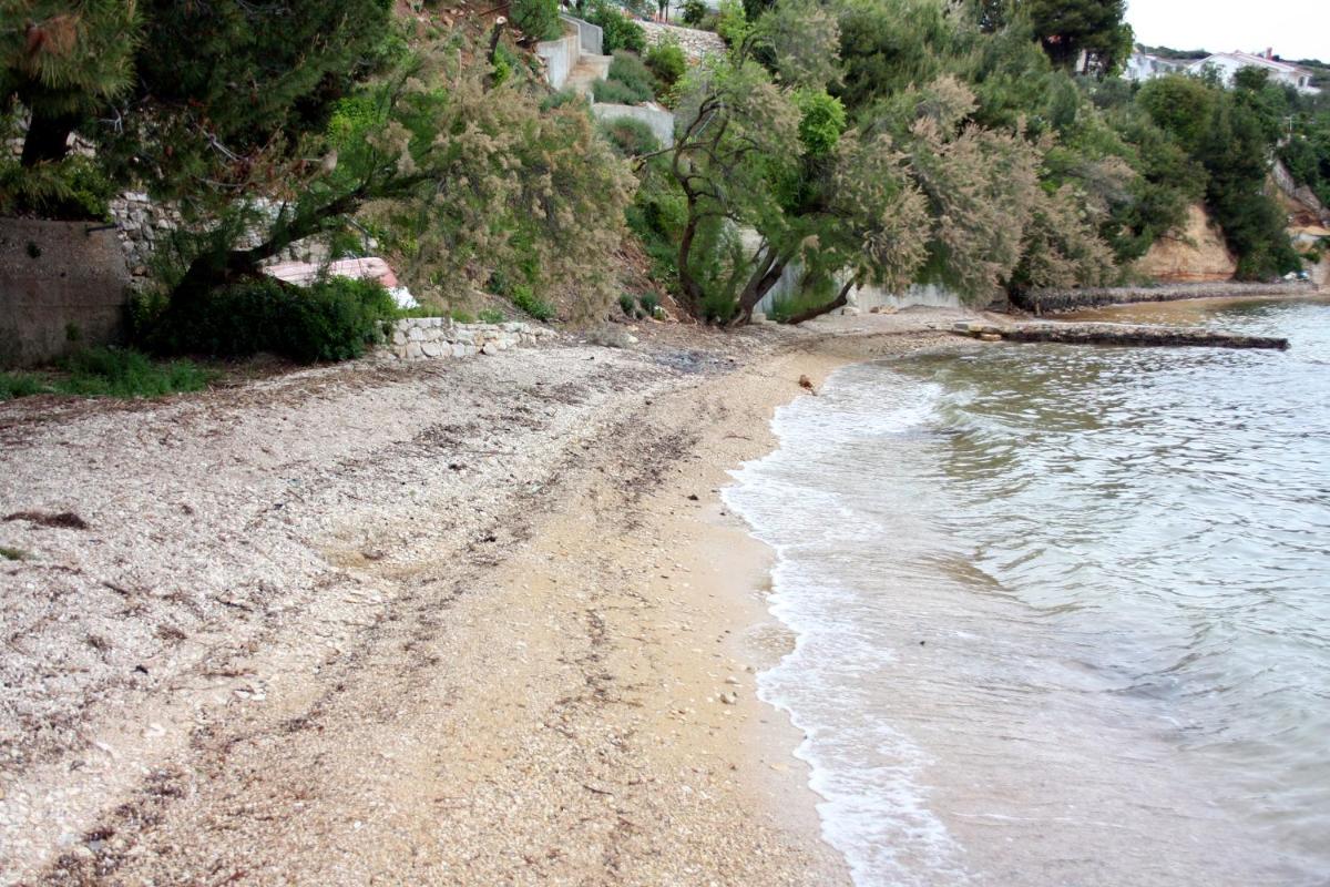 Apartments by the sea Posedarje, Novigrad - 6240 - Housity