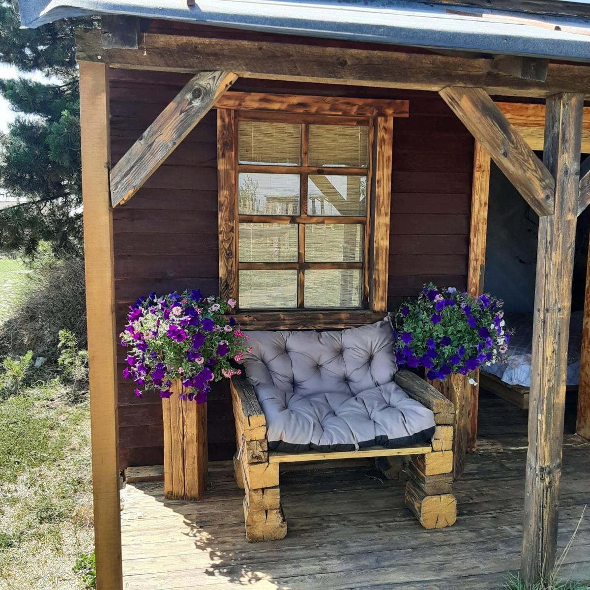 Ubytování na rodinném ranči - Housity