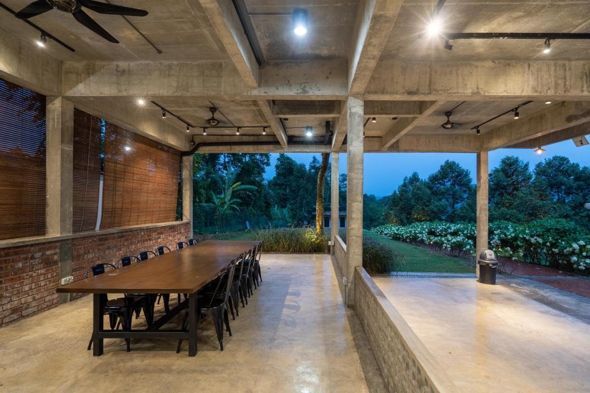 Suitetrails - Brickhouse Bukit Tinggi by Santai Villas