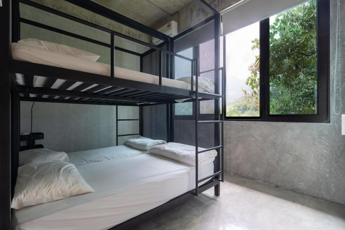 Suitetrails - Brickhouse Bukit Tinggi by Santai Villas