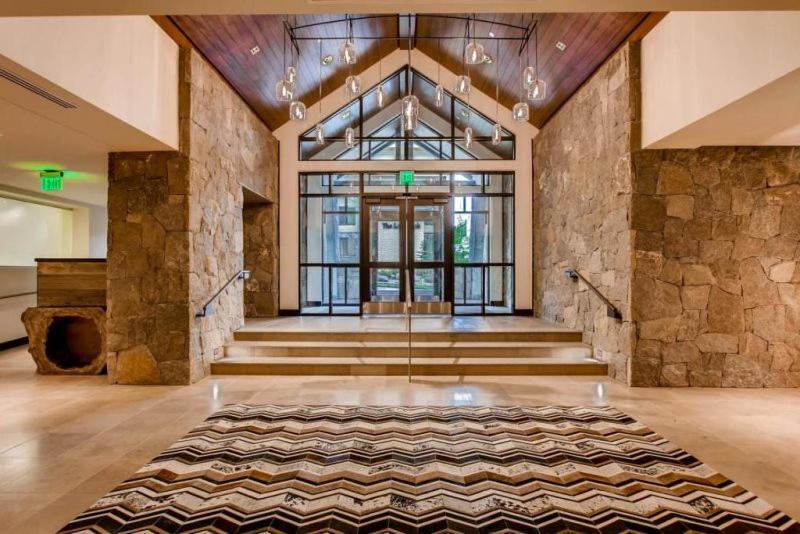 Vail Lion Studio Mountain Vacation Rental Just Steps From The Eagle Bahn Gondola - Housity