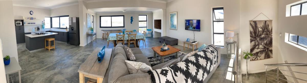 Happy Days Holiday Home - Housity