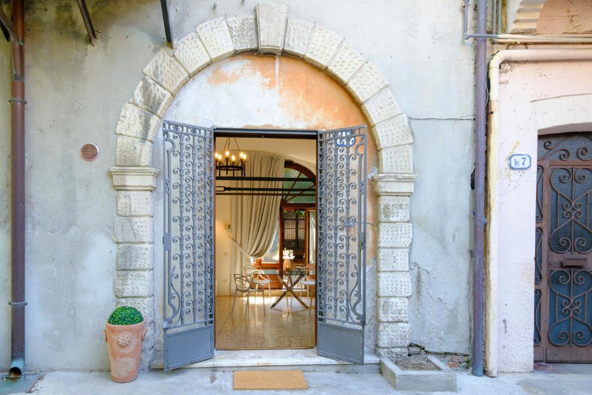 Due Archi-Nel cuore del centro - Housity