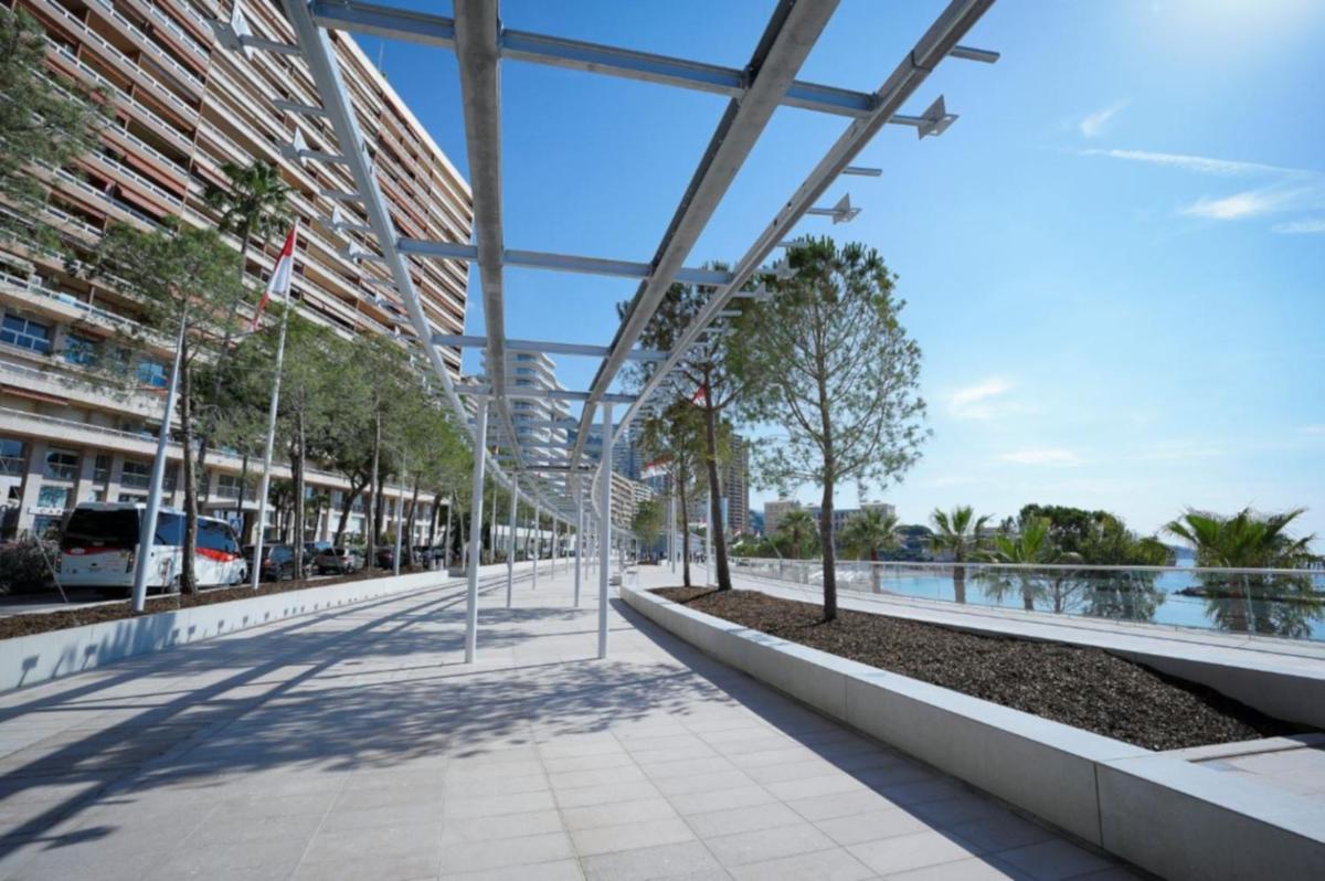 MONACO BEACH CENTER - Housity
