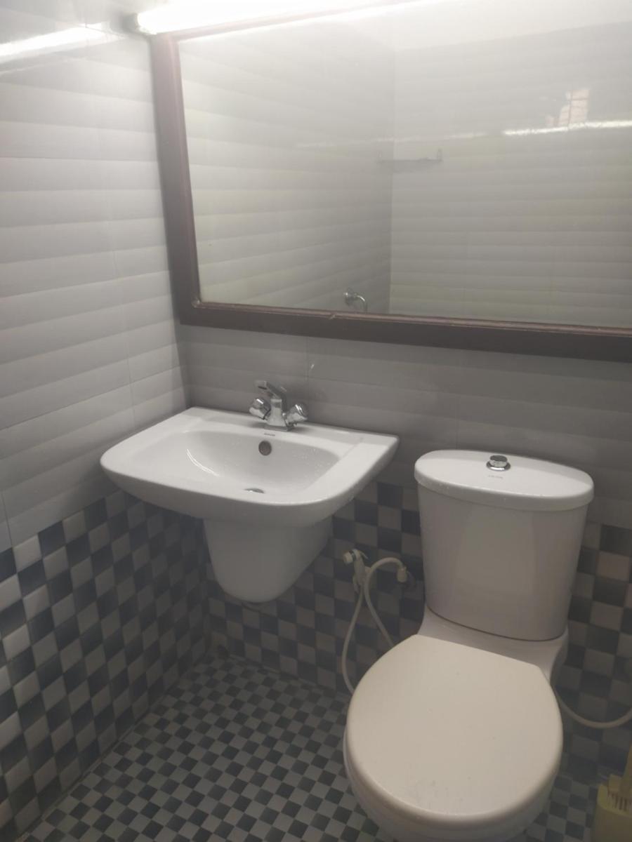 Paradise Inn Guest House - Housity