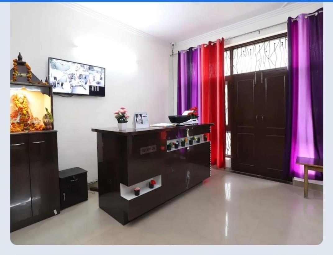NOIDA DREAMZ 46 - Housity