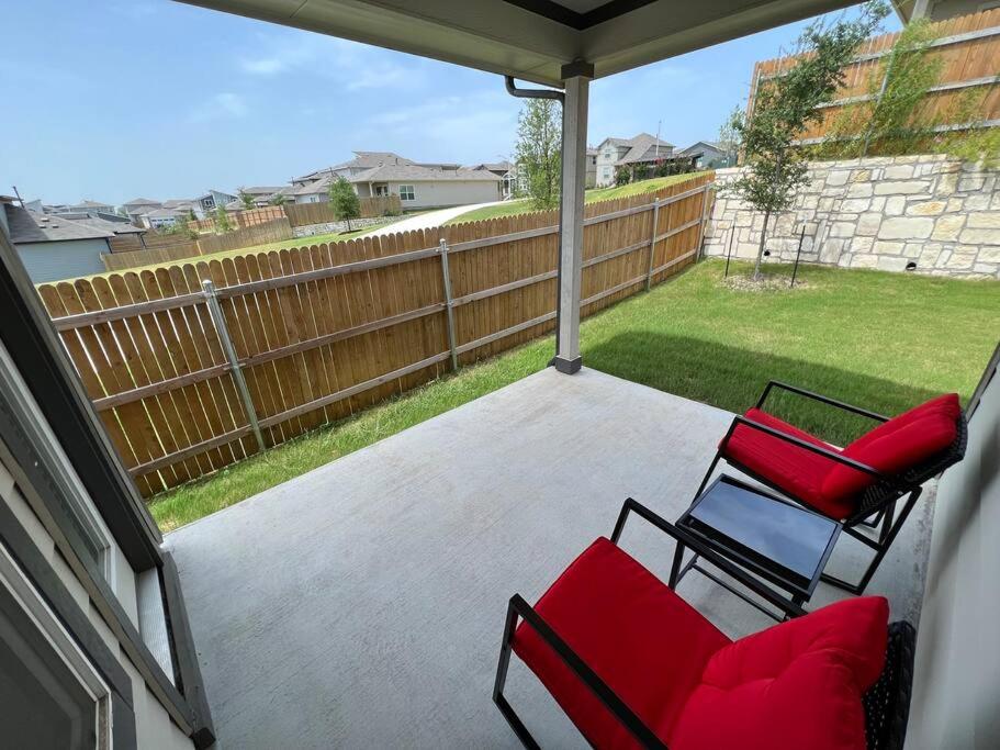 Modern 4b/2b home in Austin - Housity
