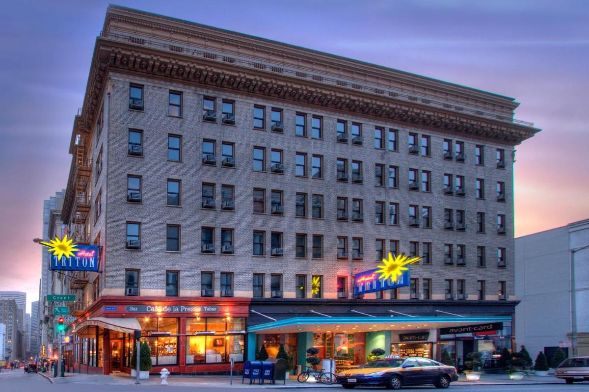 Hotel Triton - Housity