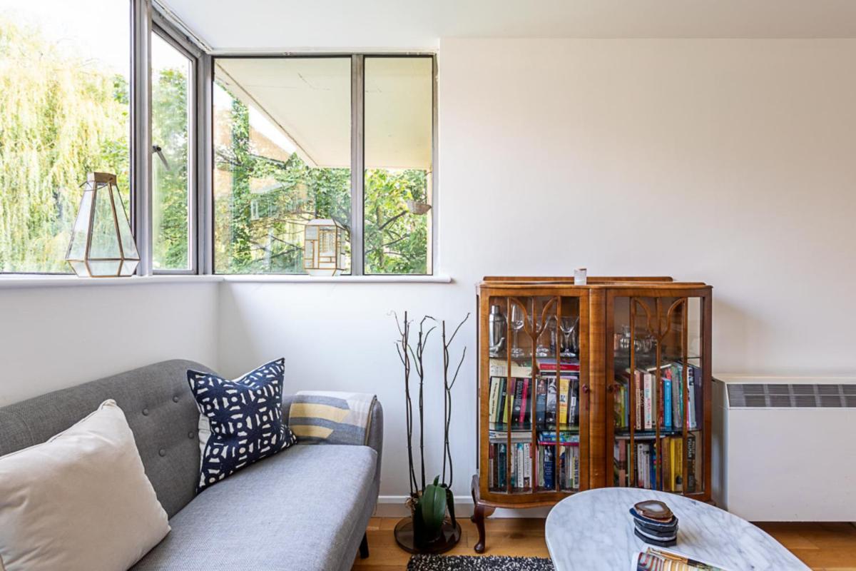 Modern Victoria Park Apartment - Housity