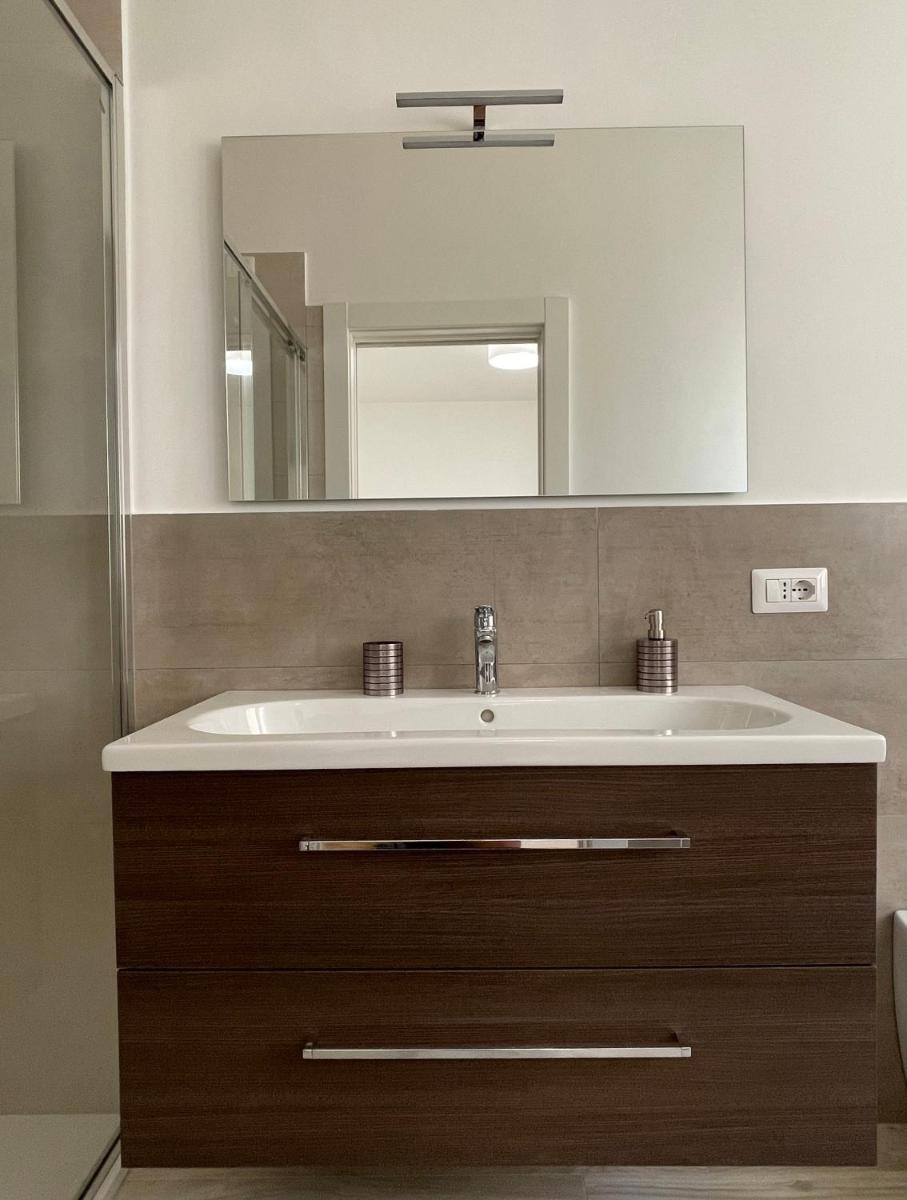 Angela Apartment - Housity