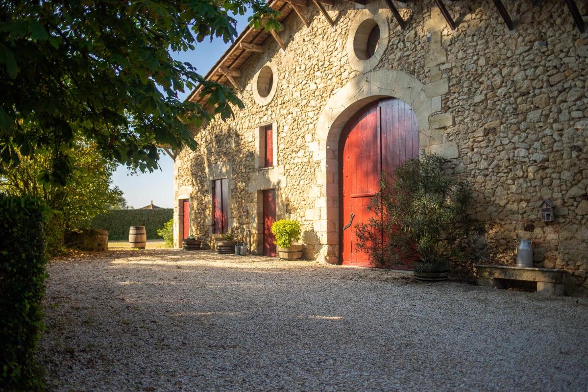 Carsin Cottage - cozy & comfortable farmhouse - Housity