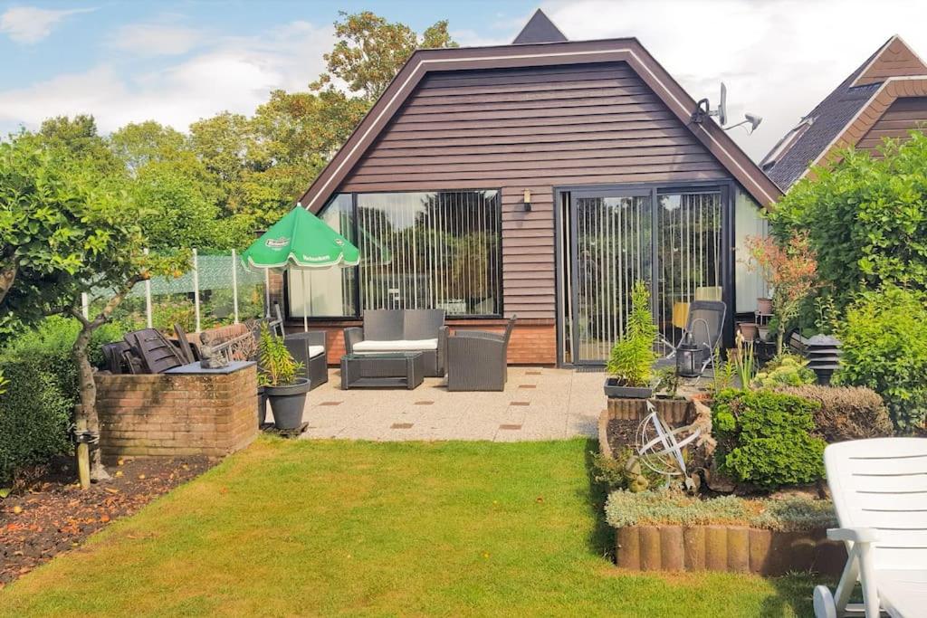 Lovely house till 6 p. near Amsterdam, Sea - Housity
