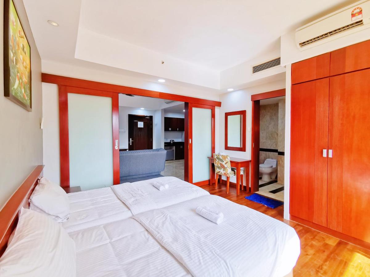 Amazing Resort Suite at Pulai Springs Resort - Housity