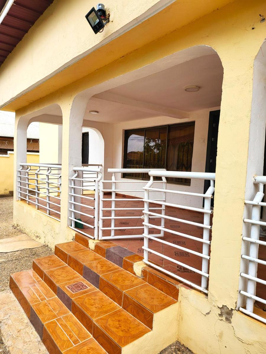 Shanti Lodge - Housity