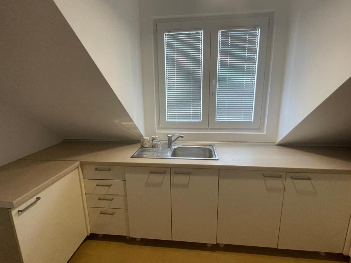 Vila Odmor na Dunavu - Housity