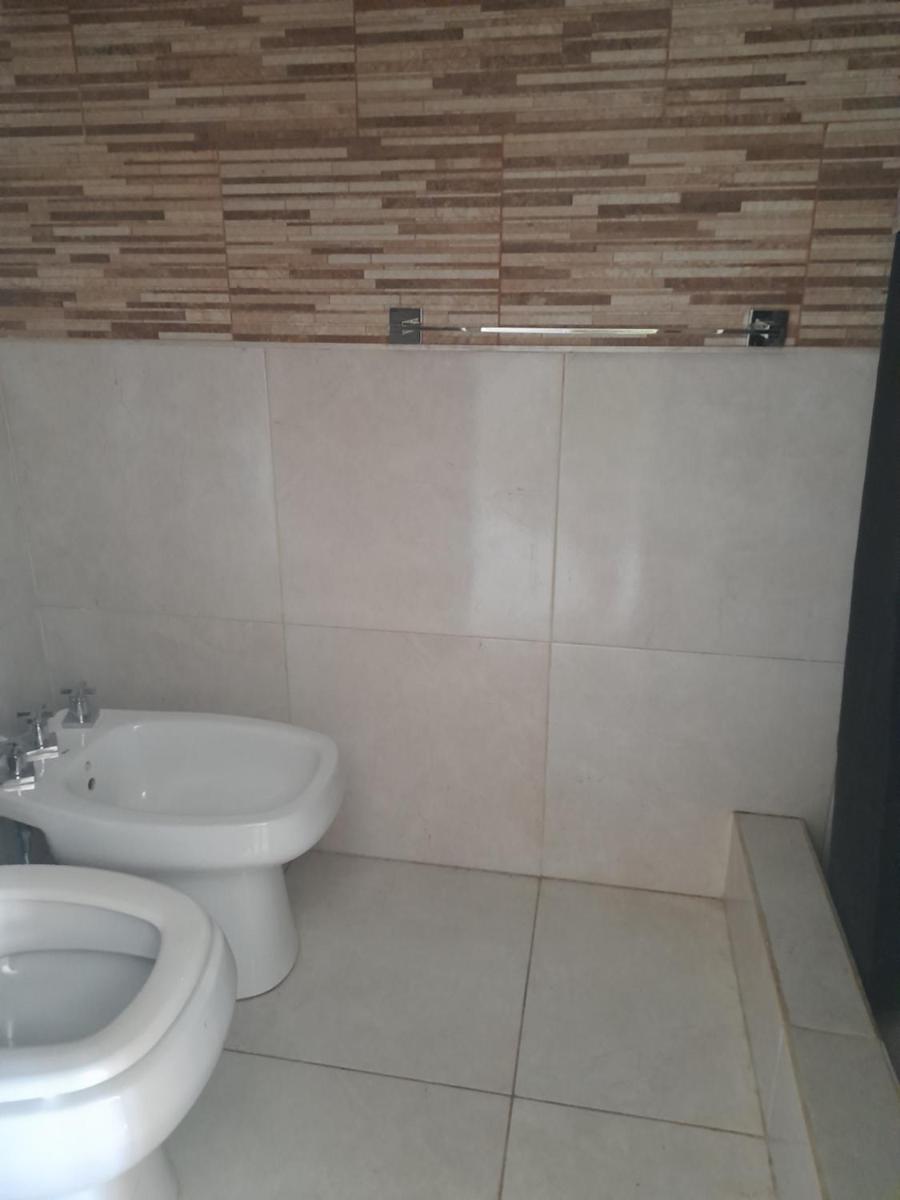 Suites con baño privado - Housity