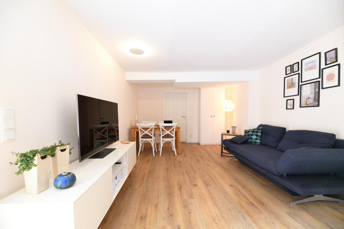 Das schiefe Haus Wohnung Festspiele - Housity