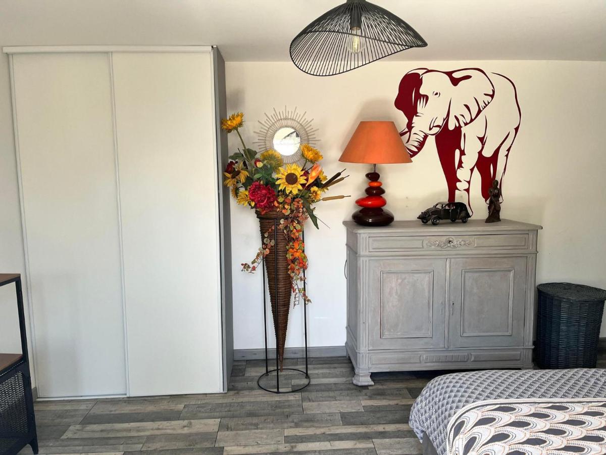 AU COEUR DES CHATEAUX DE LA LOIRE - Housity