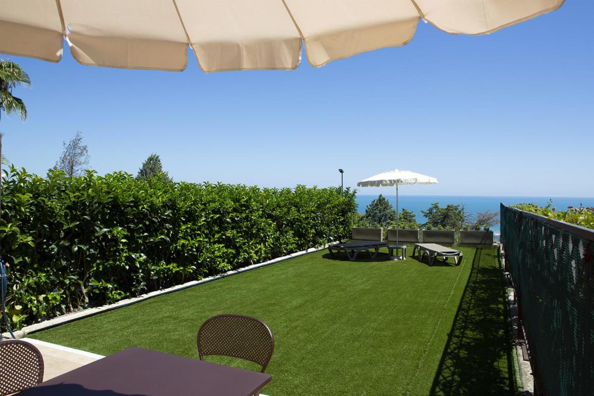 Giuvra Garden House - Housity