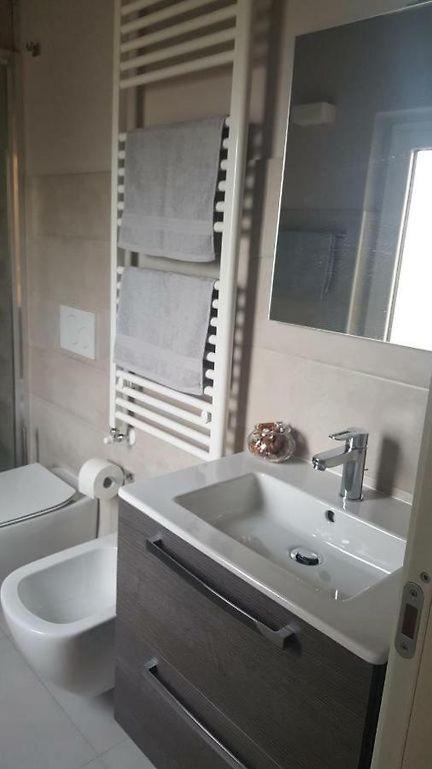 eli 's home - Housity