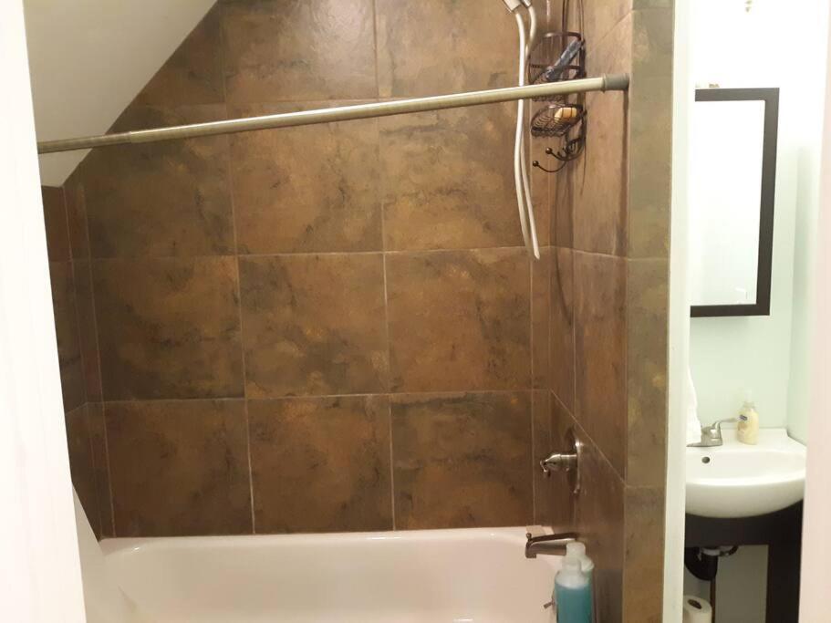 Huge Home in Butte Valley - Great for a Large Group! - Housity