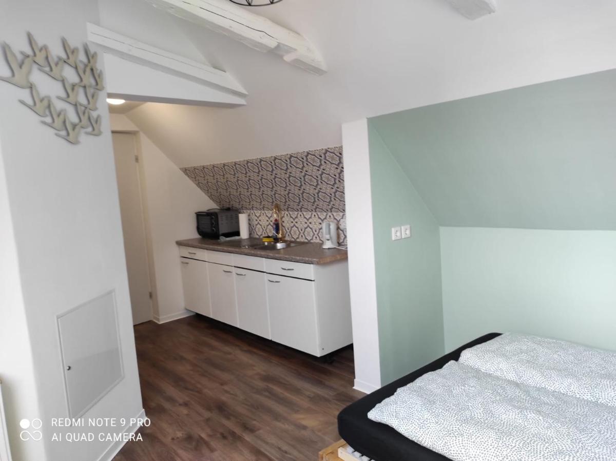 Mini Apartment im Dachgeschoss - Hizvo