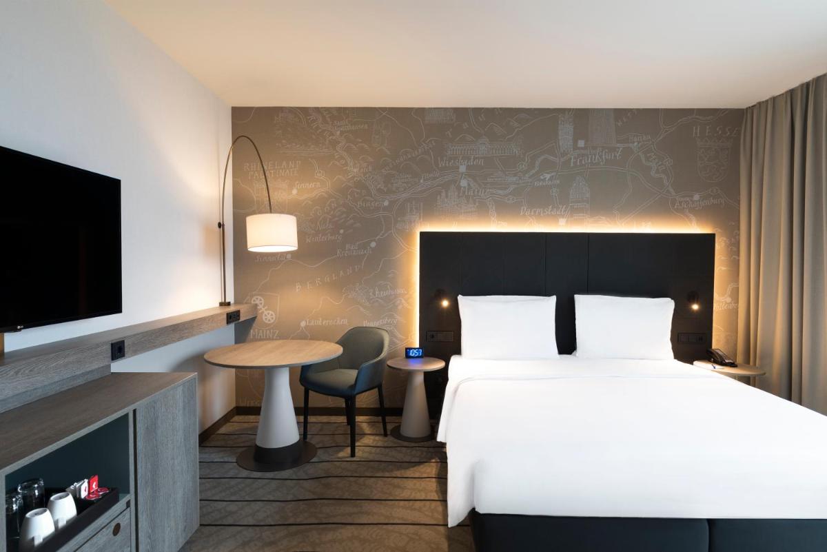 Hyatt Place Frankfurt Airport - Housity