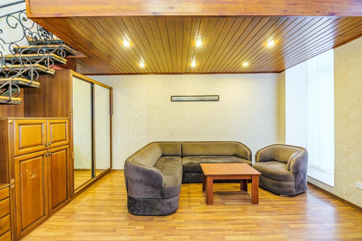 Nizami Street 2 Room Luxe House - Housity