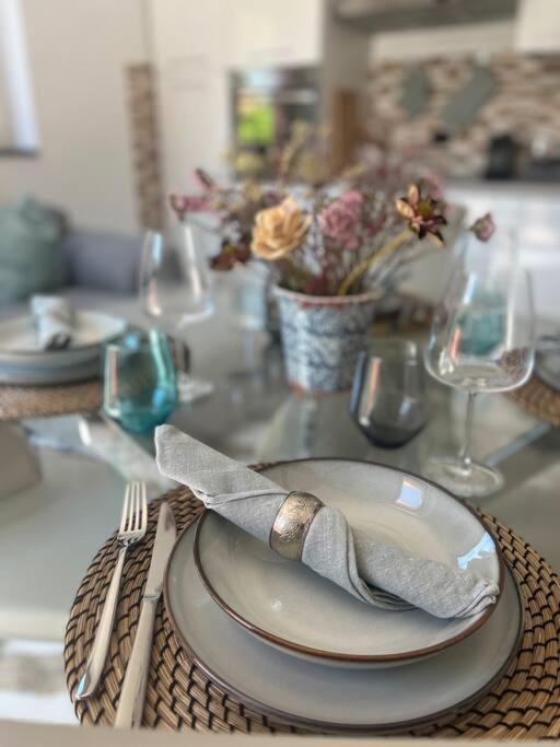Cozy & Good Vibes Villa Castana. - Housity