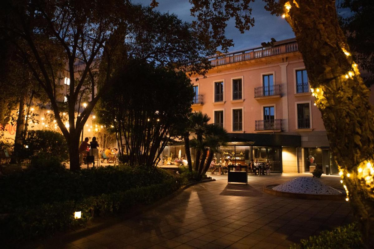 Jardín al aire libre en RVHotels Spa Vila de Caldes - Adults only