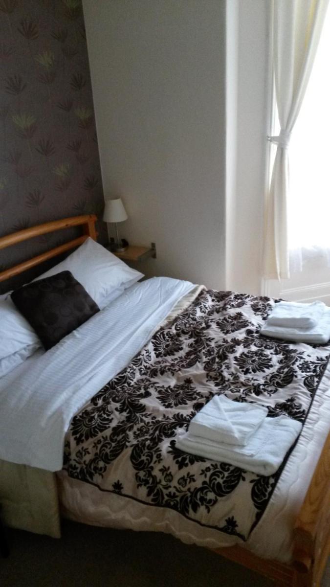 The Manuela Rose - Housity