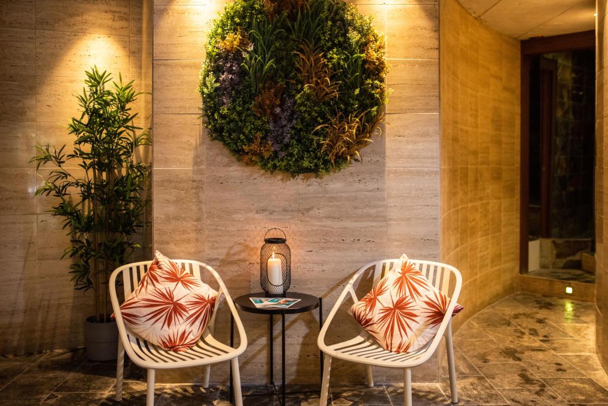 Zona de estar de RVHotels Spa Vila de Caldes - Adults only