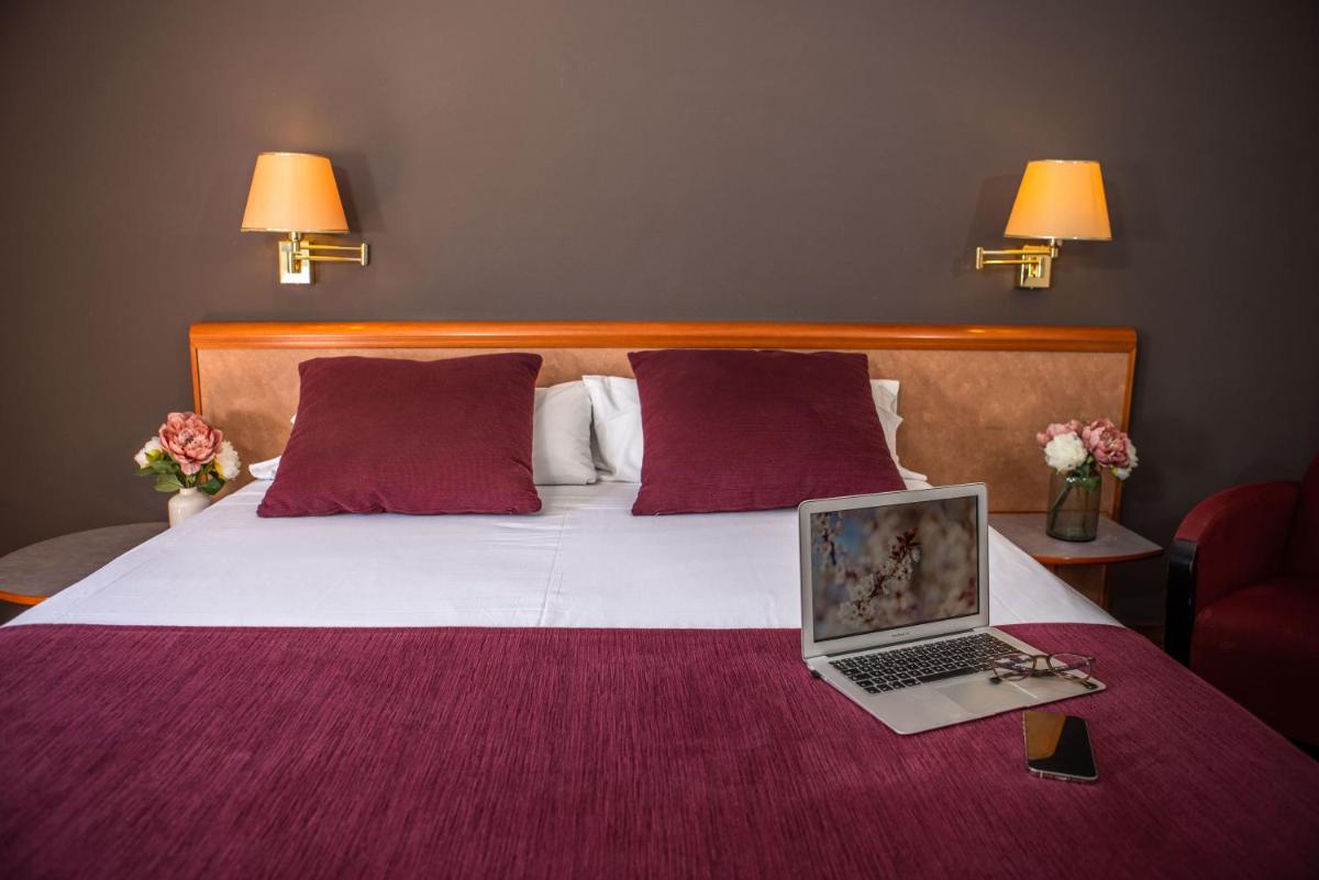 Cama o camas de una habitación en RVHotels Spa Vila de Caldes - Adults only