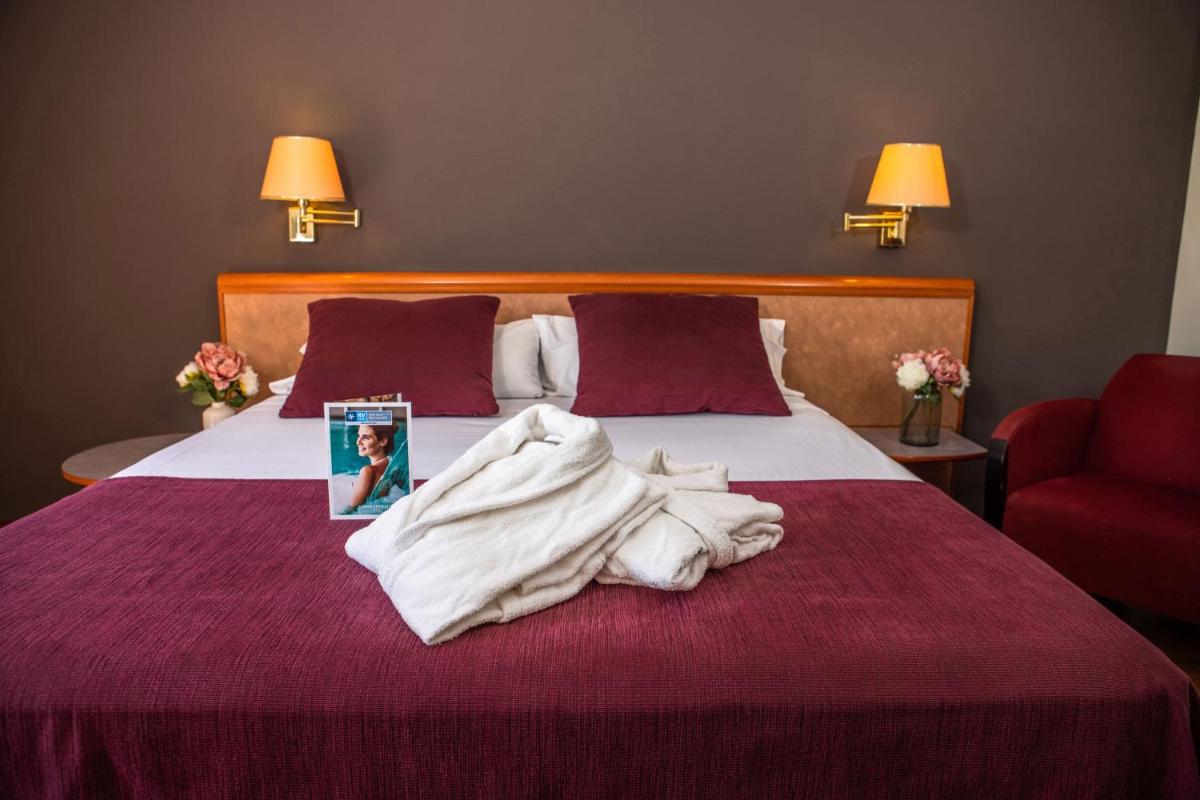 Cama o camas de una habitación en RVHotels Spa Vila de Caldes - Adults only