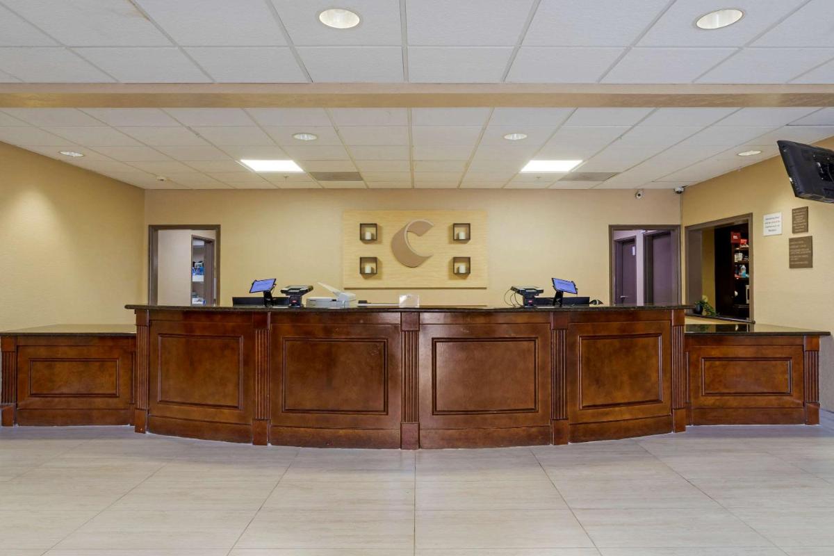 Comfort Suites Kingwood Houston North - Housity