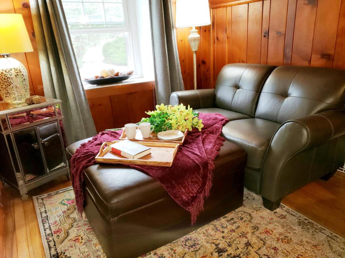 victorian Apt at sanctuaryoftheswanextended farm stay - Housity