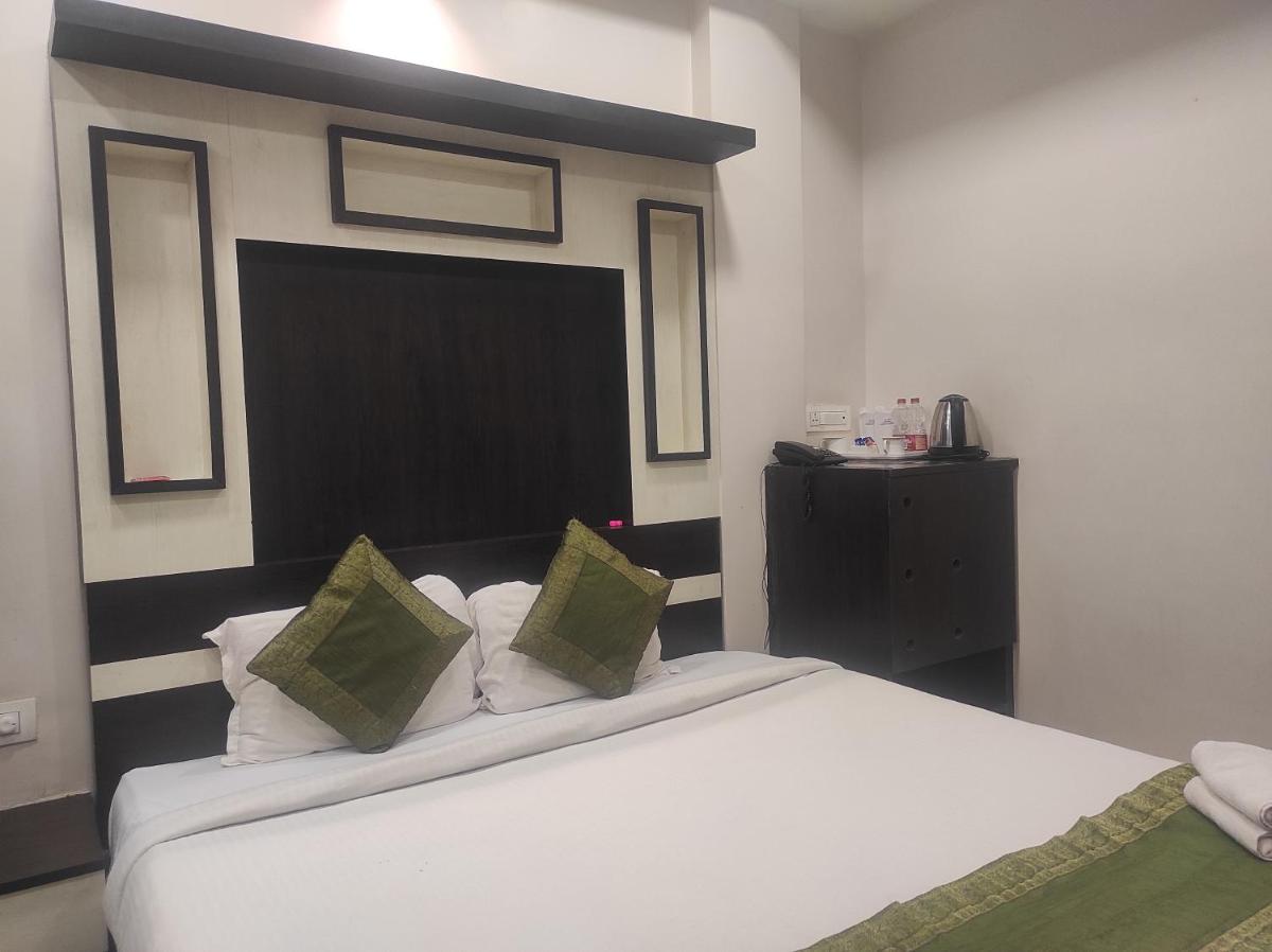 Hotel Rudraksh- Near VIP Airport Guwahati - Housity