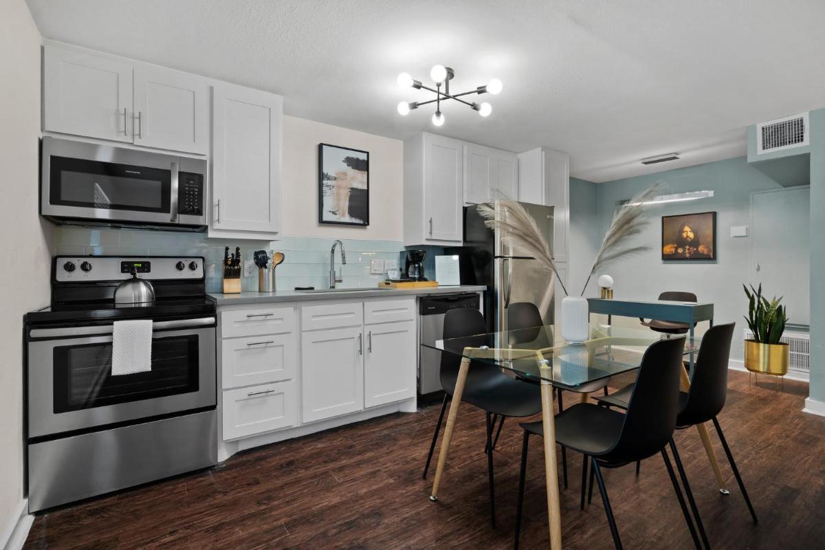 Abode Houston - Norfolk - Housity