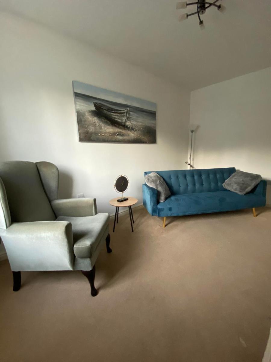 Kingfisher House - Housity